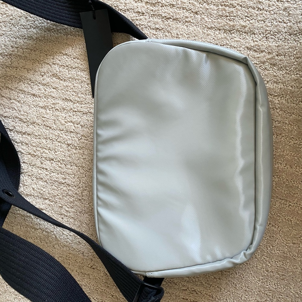 Y-3 Light Gray Belt Bag - Picture 6 of 8